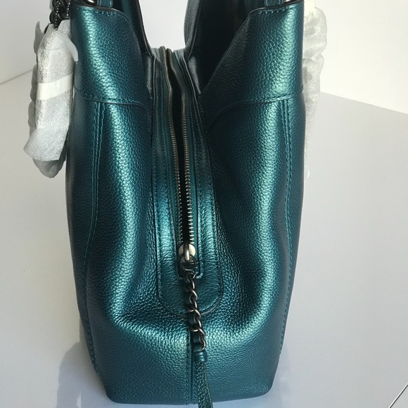 💕COACH LEXY LEATHER BAG • *LIMITED* & *RARE*! - Picture 7 of 7